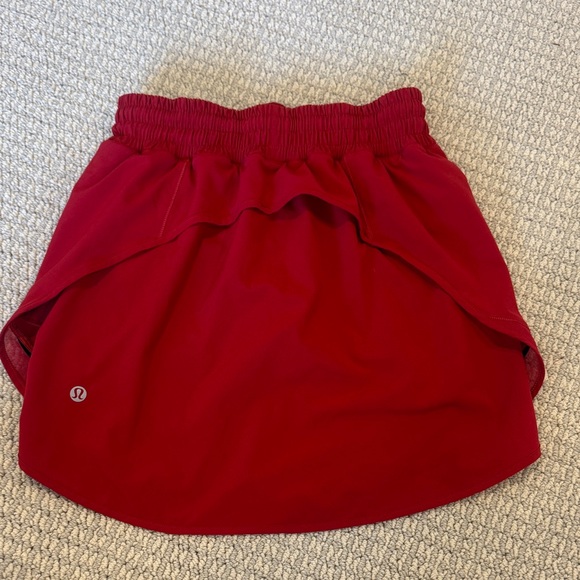 Lululemon Athletica Vibrant Red Mini Skirt - Picture 2 of 3